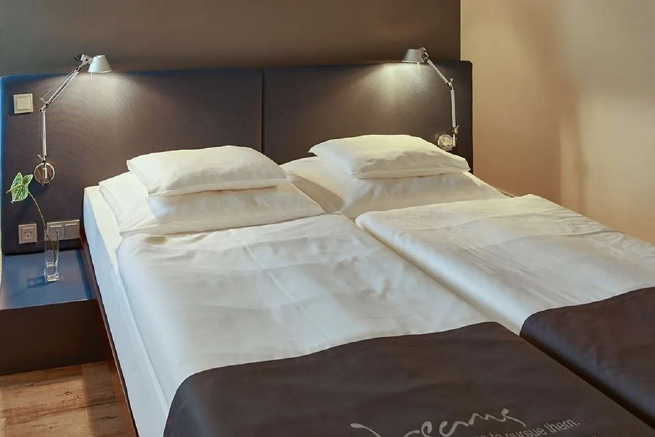 Plaza Inn Wien Gasometer Hotel Viena